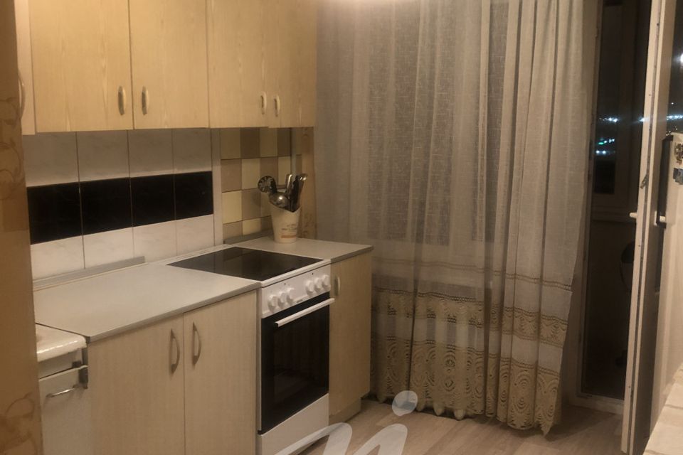 Сдаётся 1-комнатная квартира, 38 м²