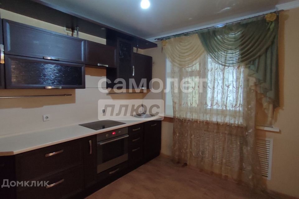 Продаётся 2-комнатная квартира, 65.4 м²