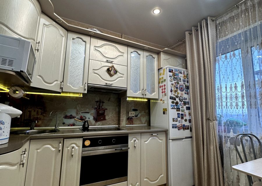 Продаётся 2-комнатная квартира, 52.7 м²