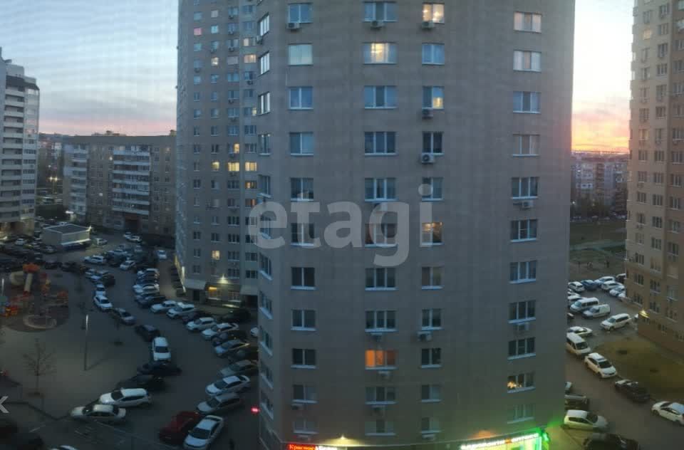 Продаётся 3-комнатная квартира, 72 м²