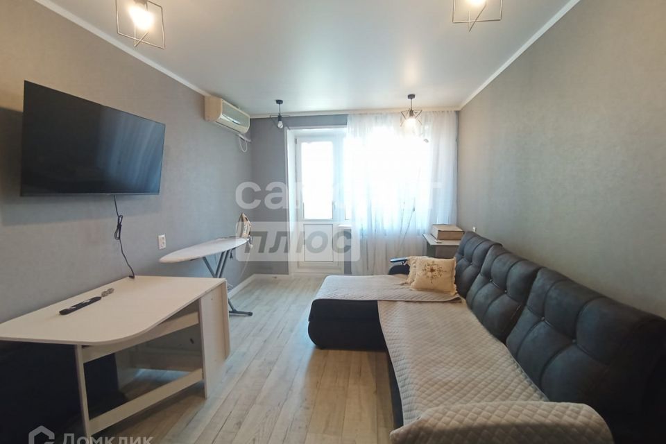 Продаётся 3-комнатная квартира, 90 м²