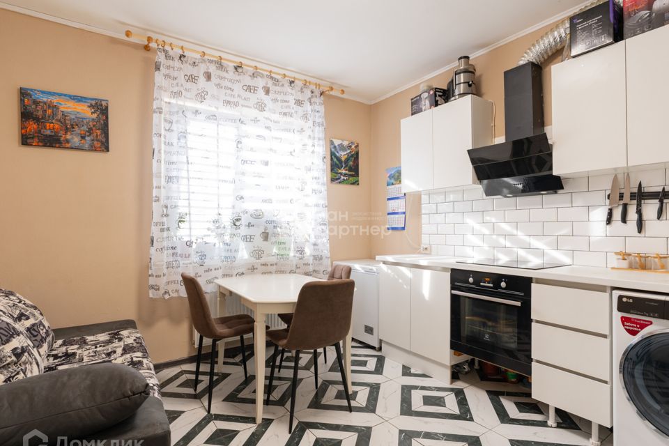 Продаётся 1-комнатная квартира, 40.5 м²