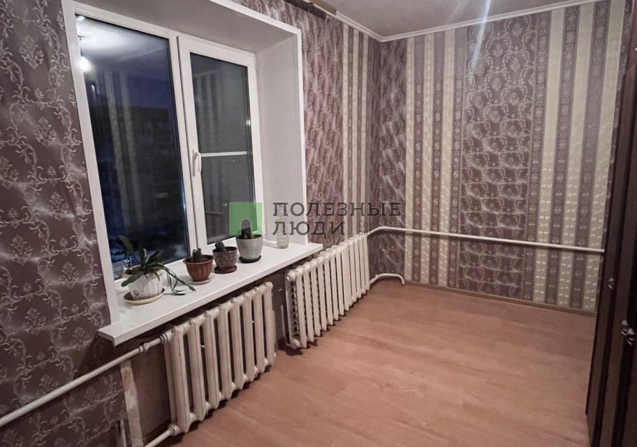 Продаётся 4-комнатная квартира, 61.2 м²