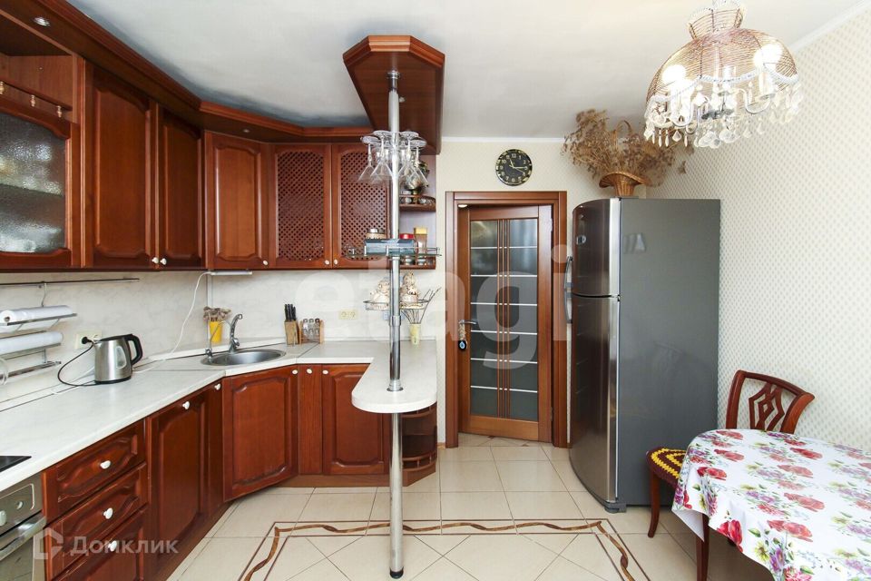 Продаётся 3-комнатная квартира, 98.5 м²