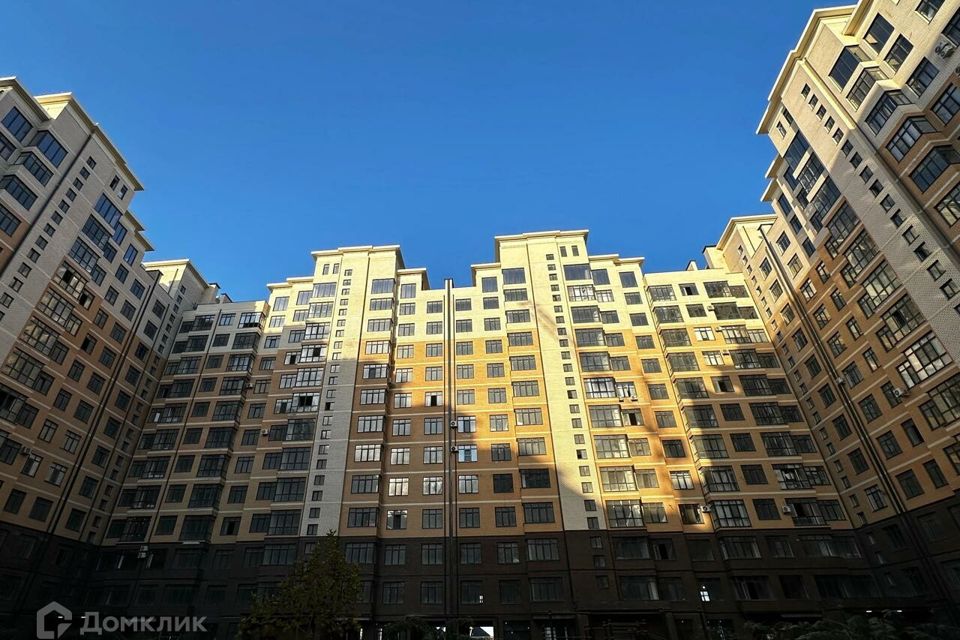 Продаётся 2-комнатная квартира, 82 м²