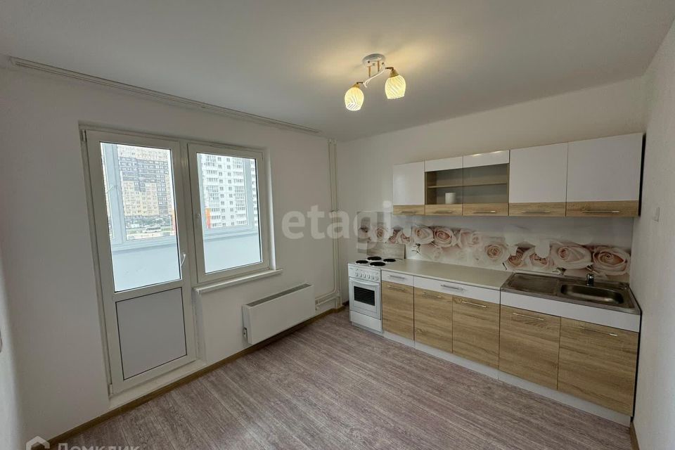 Продаётся 1-комнатная квартира, 37.7 м²