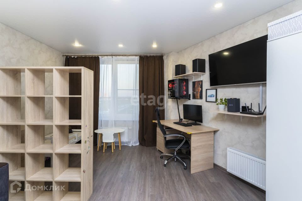 Продаётся 1-комнатная квартира, 41.7 м²