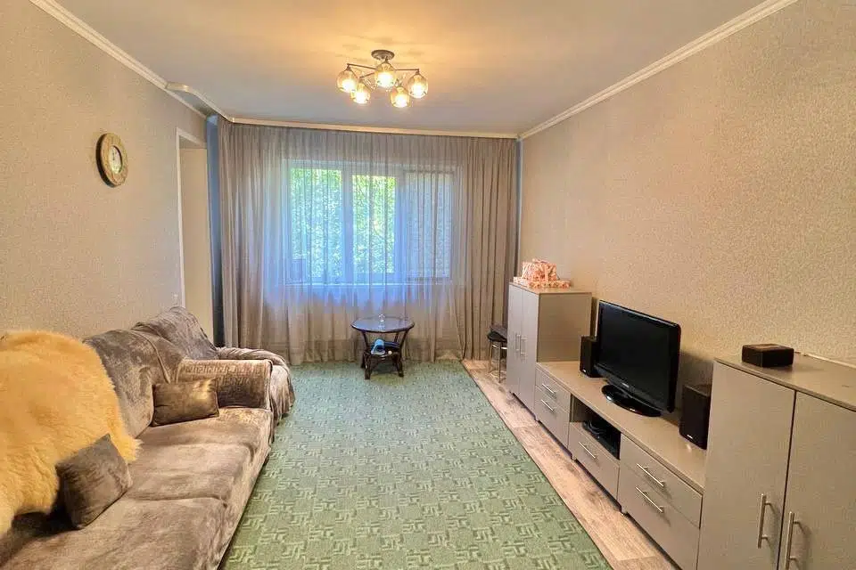 Продаётся 3-комнатная квартира, 76 м²