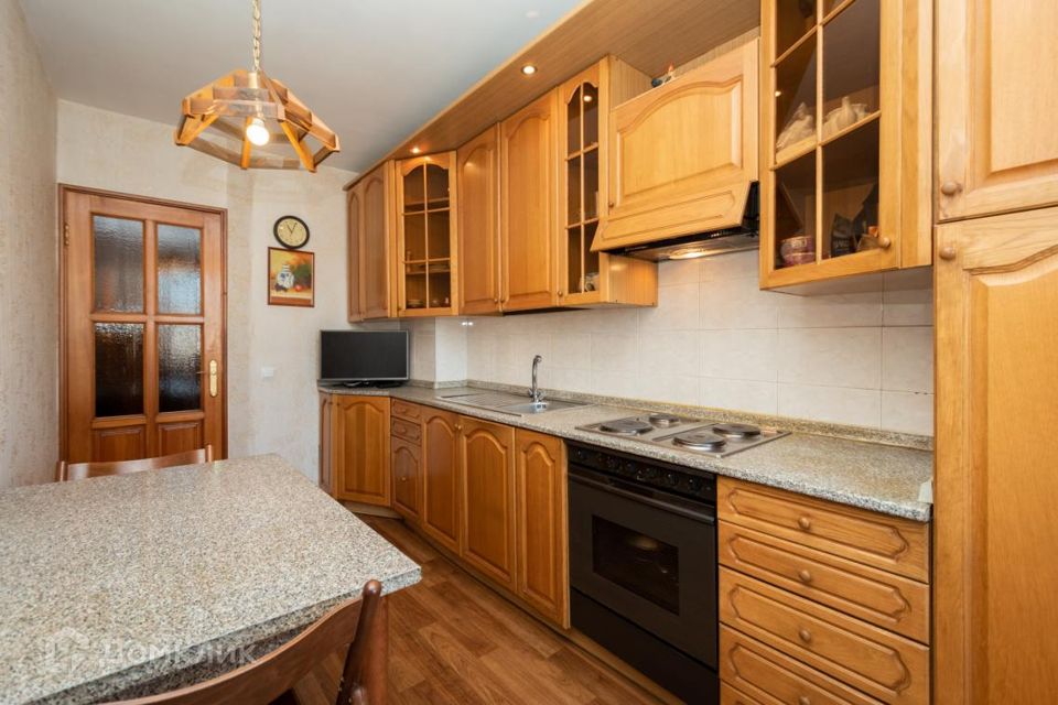 Продаётся 3-комнатная квартира, 61.7 м²