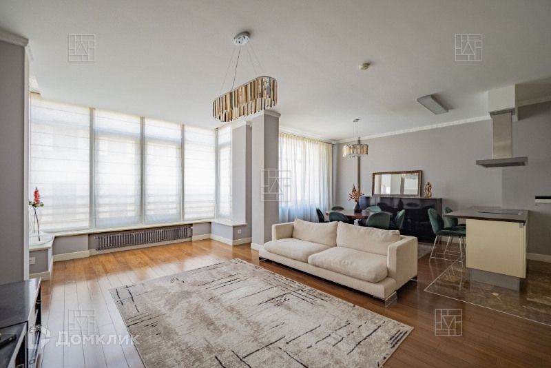 Сдаётся 3-комнатная квартира, 143 м²