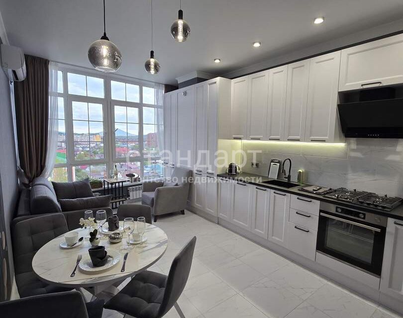 Продаётся 1-комнатная квартира, 47 м²
