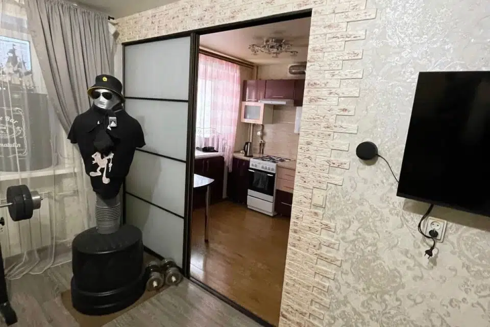 Продаётся 2-комнатная квартира, 42.3 м²