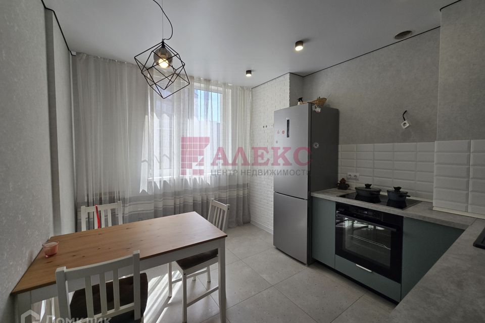 Сдаётся 1-комнатная квартира, 37 м²