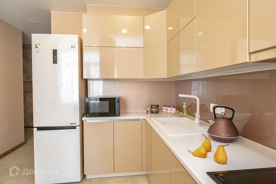 Продаётся 1-комнатная квартира, 40 м²