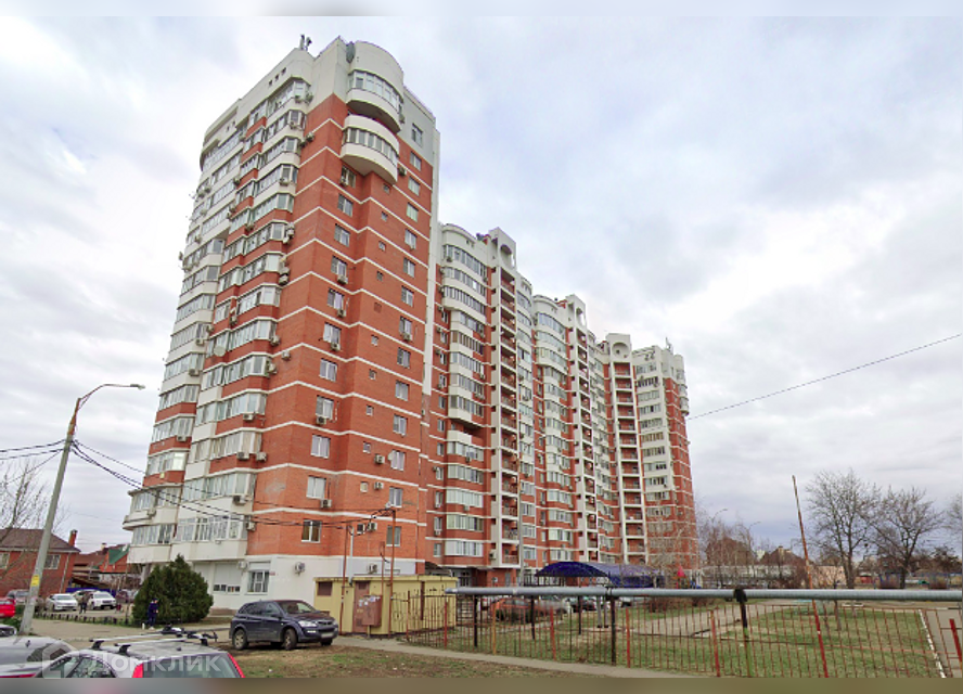 Продаётся 2-комнатная квартира, 71.2 м²