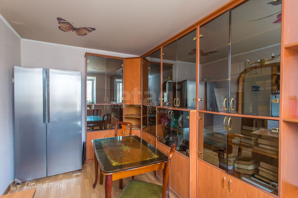 Продаётся 3-комнатная квартира, 57.5 м²
