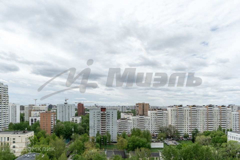 Продаётся 1-комнатная квартира, 42.9 м²