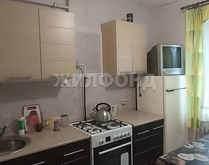 Продаётся 1-комнатная квартира, 34 м²