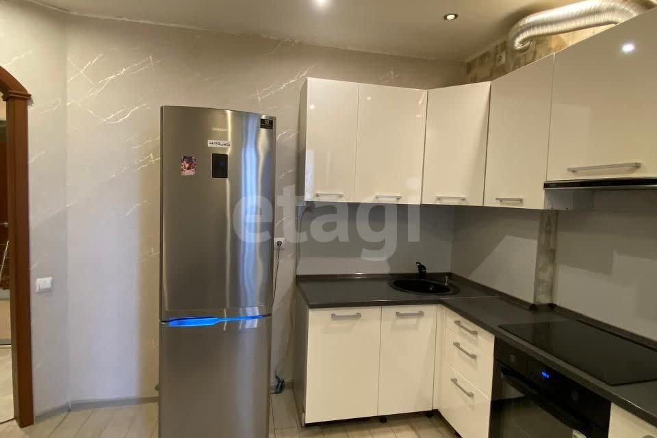 Продаётся 1-комнатная квартира, 40.3 м²