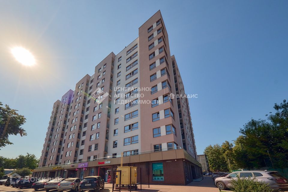 Продаётся 3-комнатная квартира, 101.5 м²