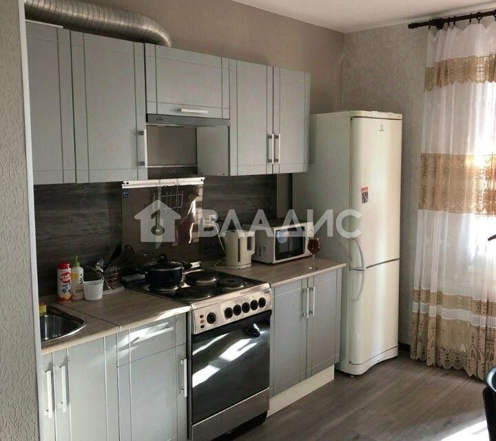 Продаётся 1-комнатная квартира, 35.6 м²