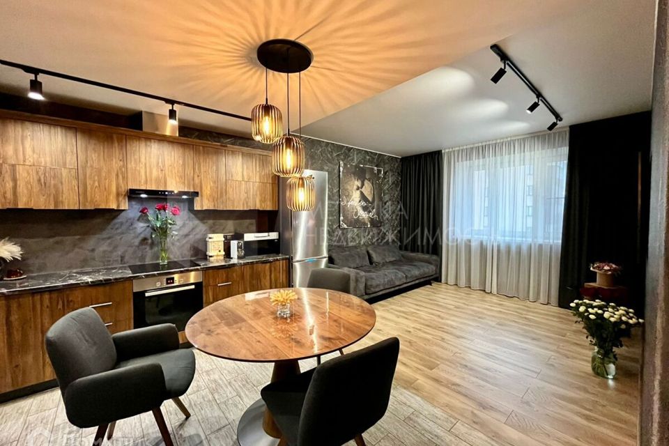 Продаётся 2-комнатная квартира, 75.9 м²