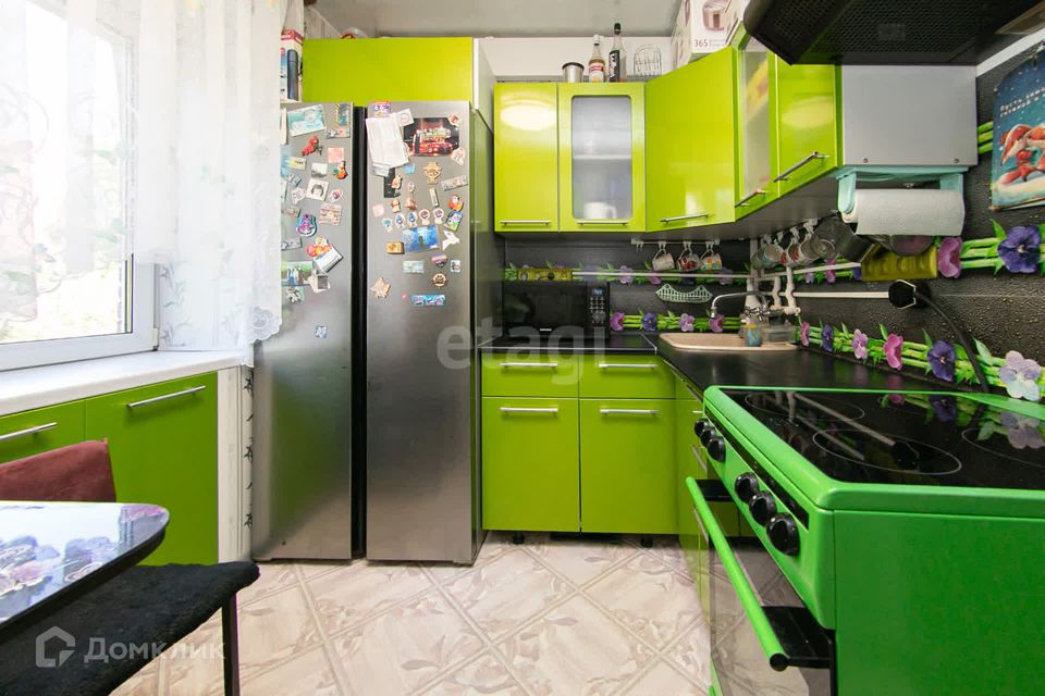 Продаётся 3-комнатная квартира, 55.9 м²