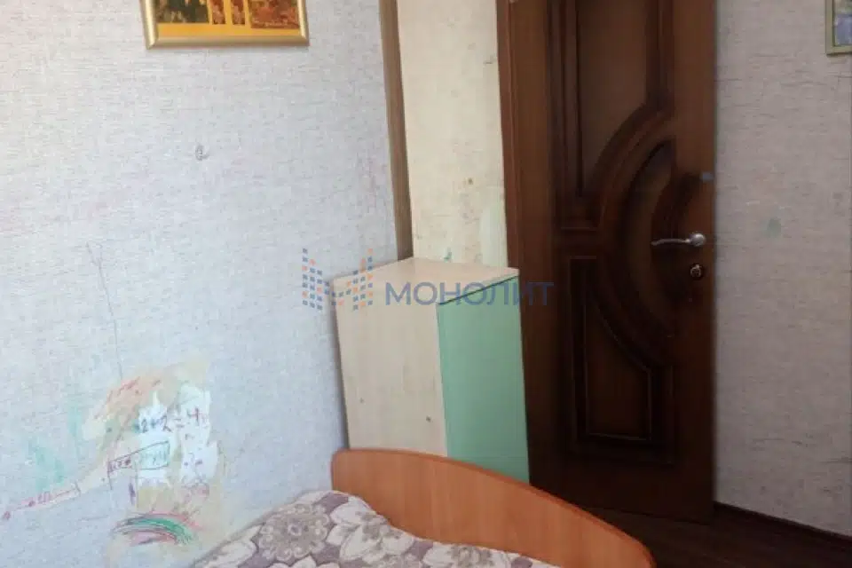Продаётся 3-комнатная квартира, 42.2 м²