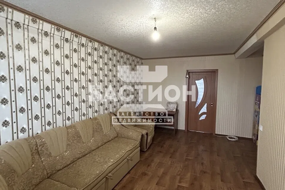 Продаётся 3-комнатная квартира, 65.4 м²