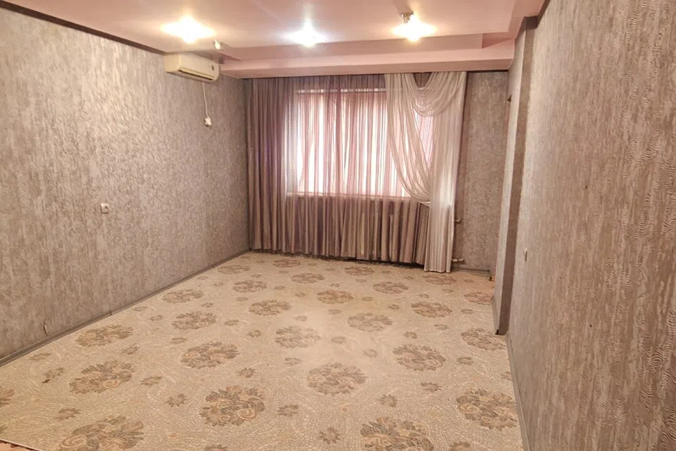 Продаётся 3-комнатная квартира, 65.3 м²