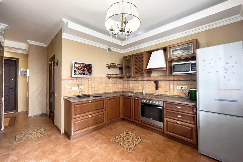 Продаётся 1-комнатная квартира, 54.5 м²