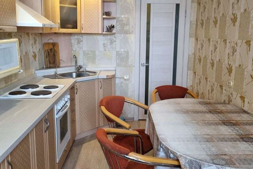 Продаётся 4-комнатная квартира, 95 м²