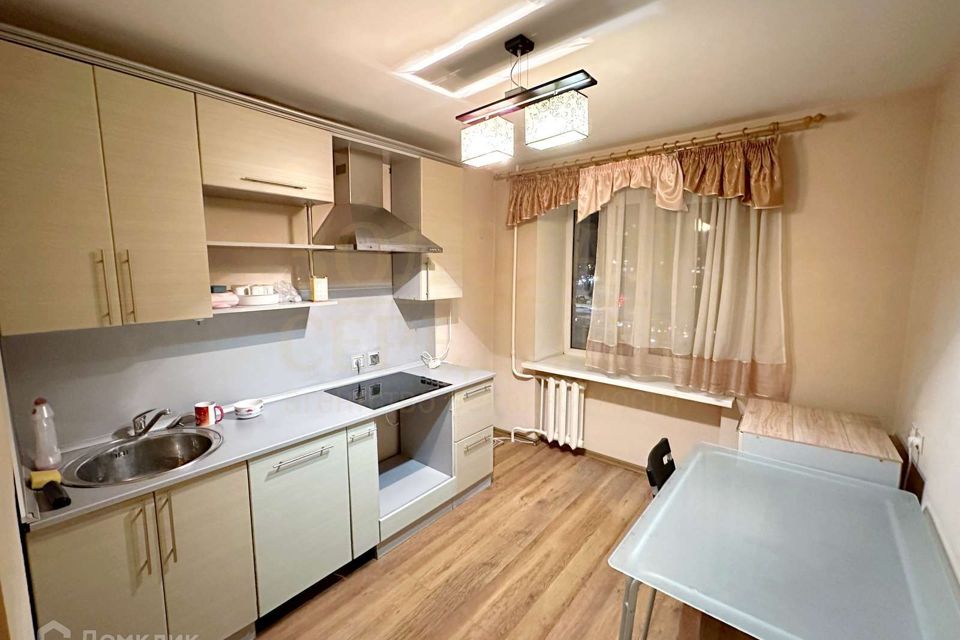 Продаётся 1-комнатная квартира, 37 м²
