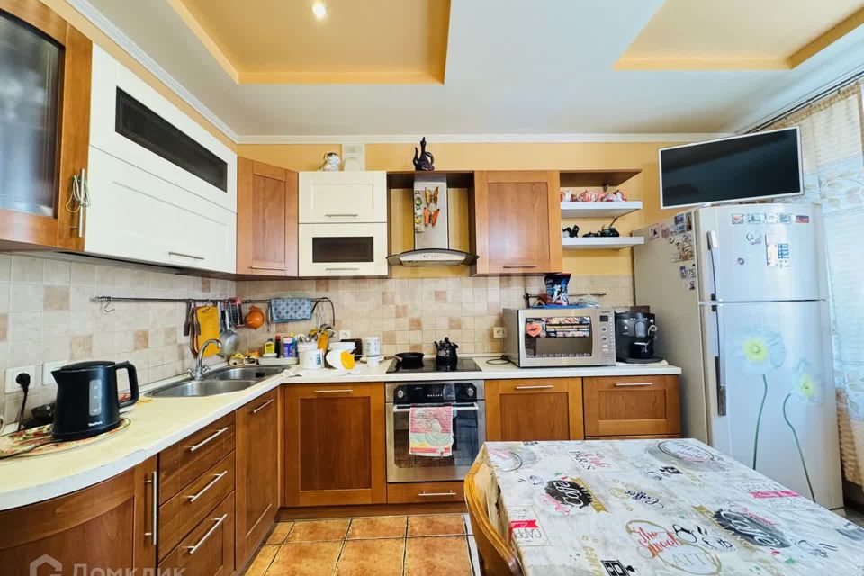 Продаётся 3-комнатная квартира, 77.1 м²