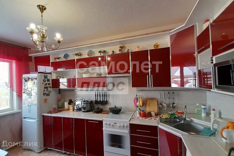 Продаётся 4-комнатная квартира, 91 м²