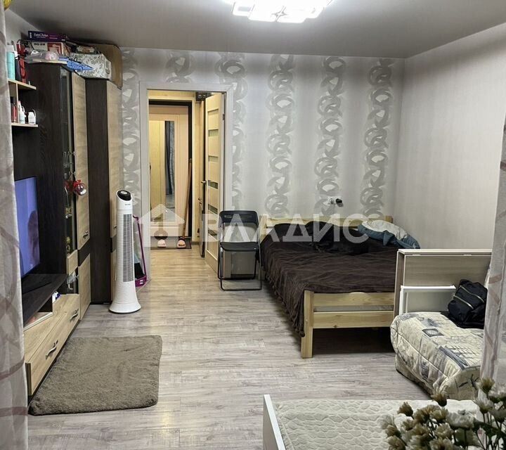 Продаётся 1-комнатная квартира, 41.7 м²