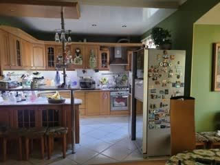 Продаётся 4-комнатная квартира, 330 м²