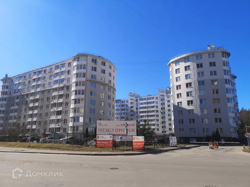 Продаётся 1-комнатная квартира, 42.3 м²