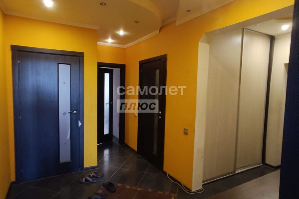 Продаётся 3-комнатная квартира, 82.5 м²