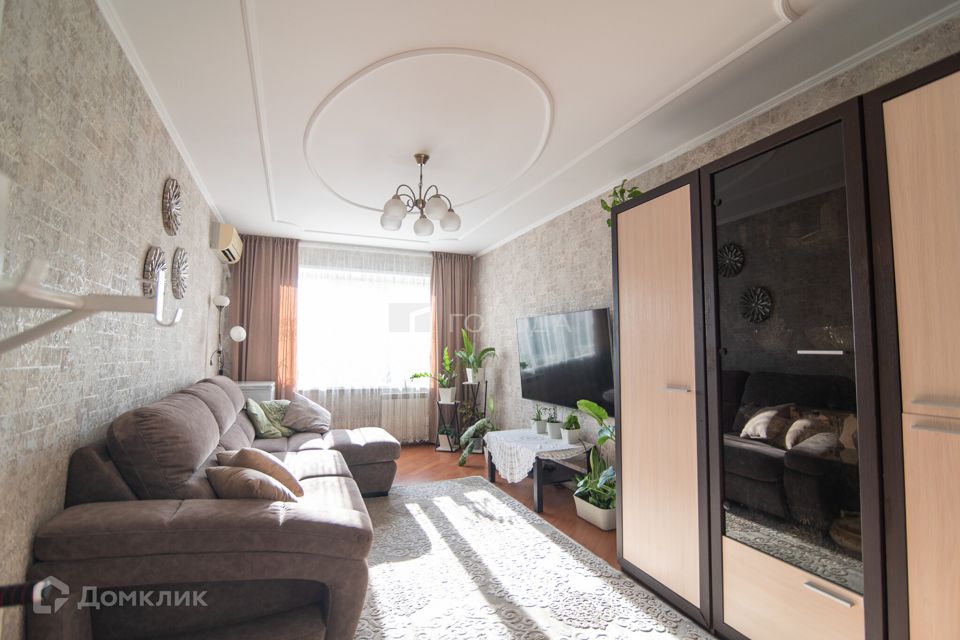 Продаётся 3-комнатная квартира, 67.4 м²