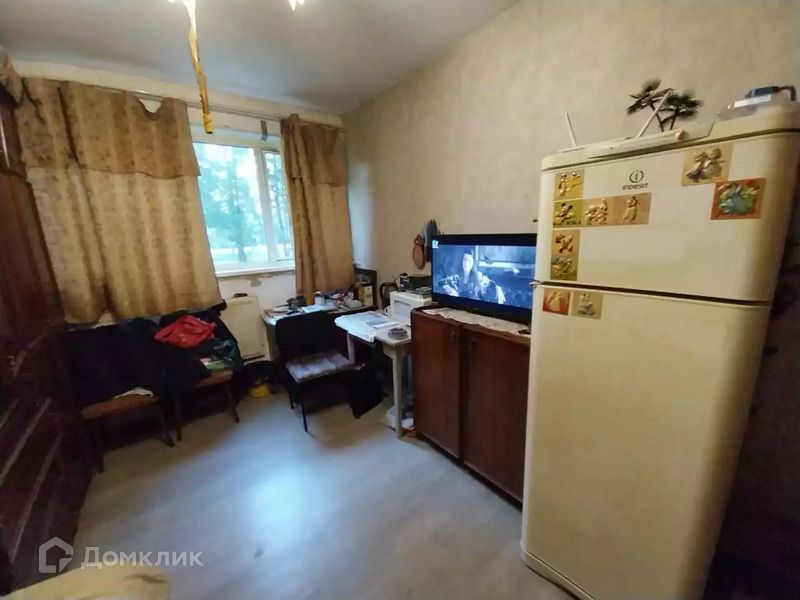 Продаётся комната в 3-комн. квартире, 16 м²