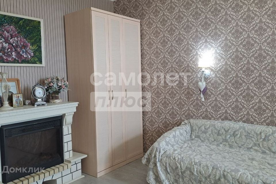 Продаётся 4-комнатная квартира, 99.7 м²