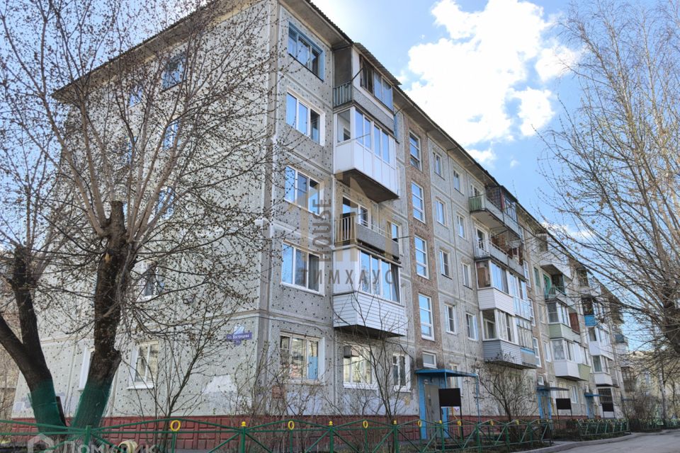 Продаётся 3-комнатная квартира, 50 м²