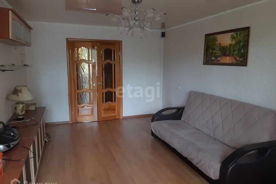 Продаётся 3-комнатная квартира, 60.3 м²