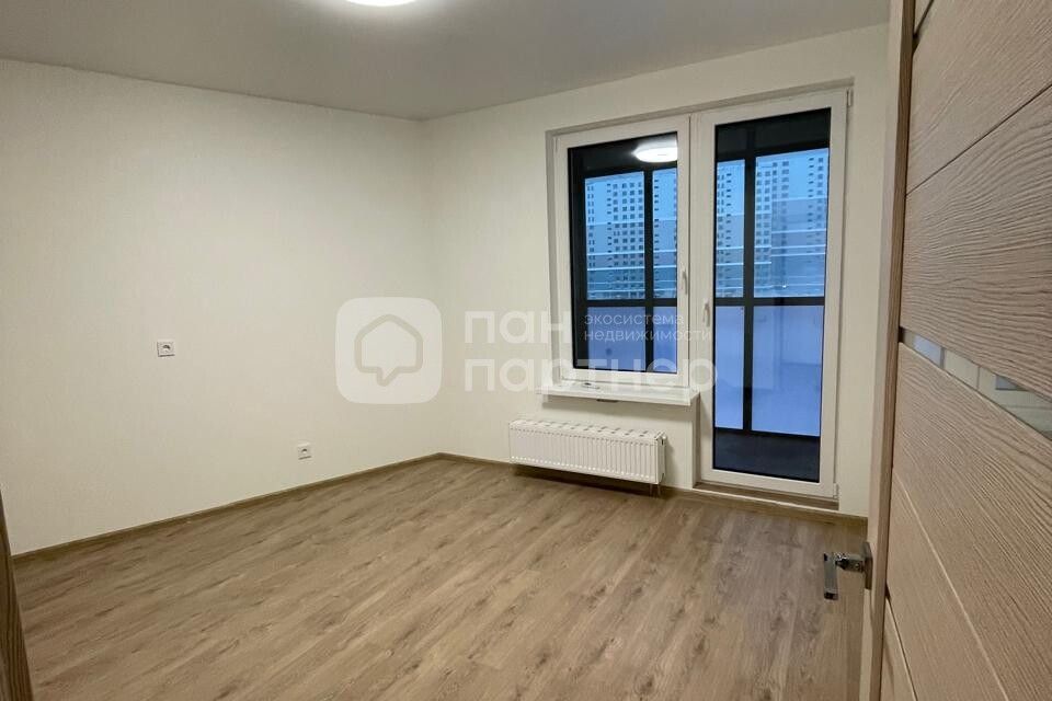 Продаётся 1-комнатная квартира, 43 м²