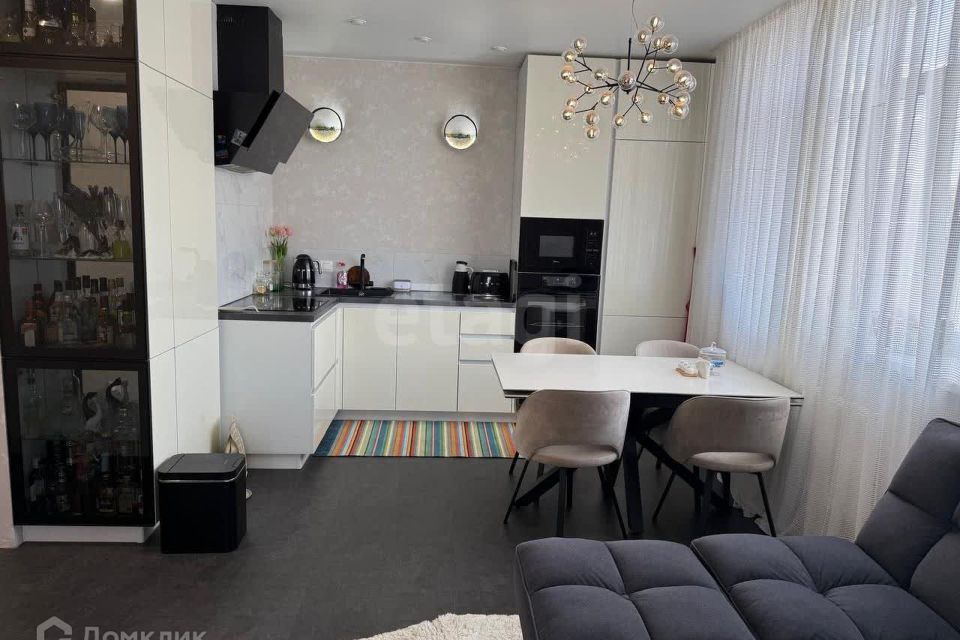 Продаётся 3-комнатная квартира, 64 м²