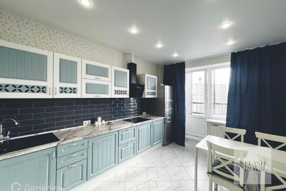 Сдаётся 2-комнатная квартира, 65 м²