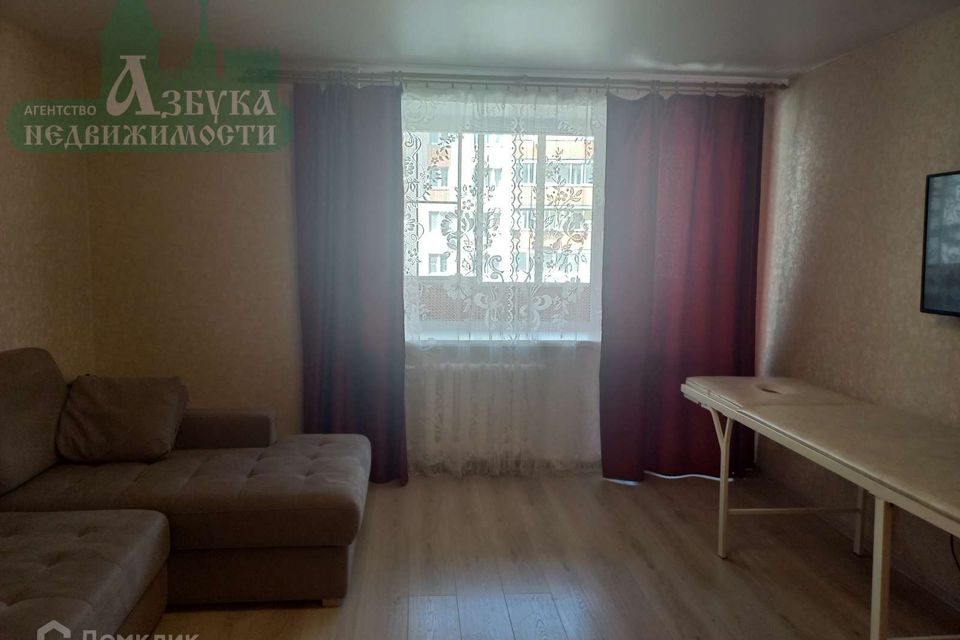 Продаётся 3-комнатная квартира, 64 м²