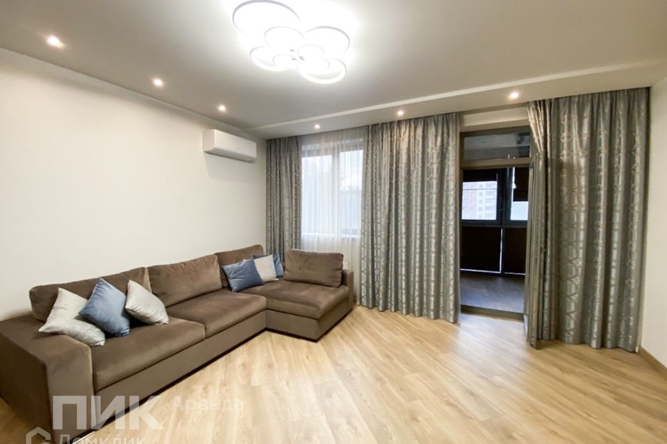 Сдаётся 2-комнатная квартира, 84.7 м²