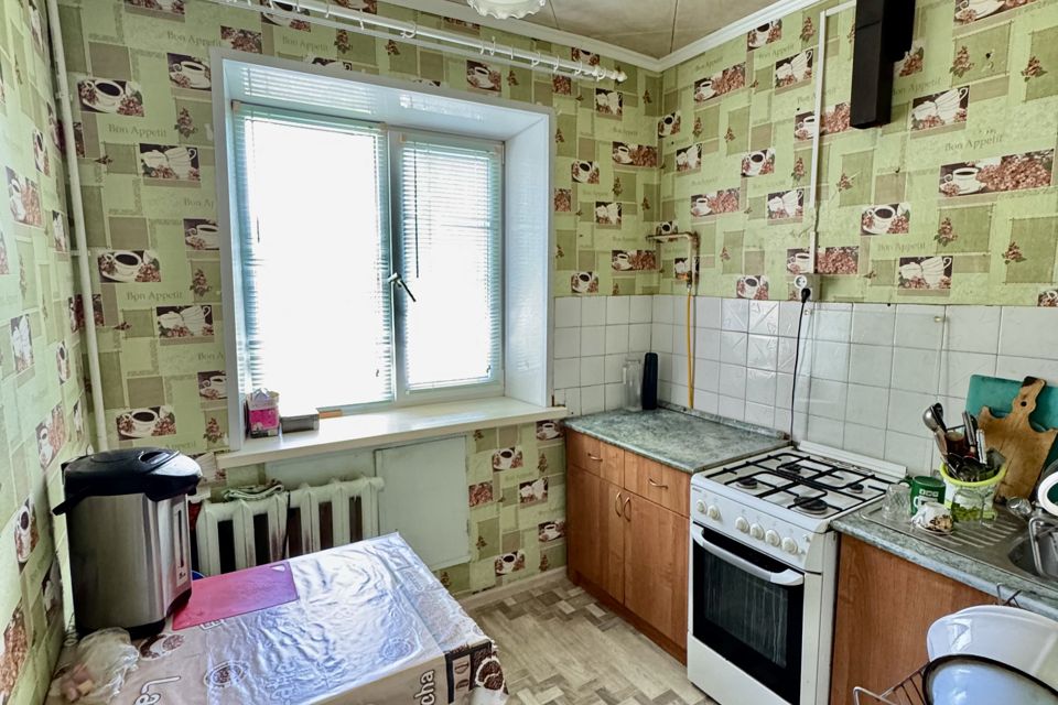 Продаётся 3-комнатная квартира, 53.6 м²